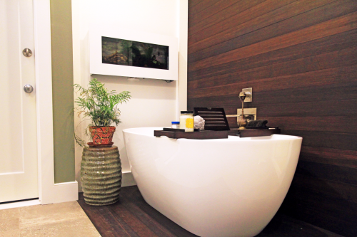  Porcelian Free Standing Bathtub Wood Panneling Bathroom Remodel dRemodeling